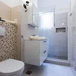 Апартаменти Lux Near Bridge *